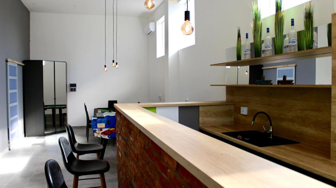 Applegarden Villa Debrecen Bagian luar foto